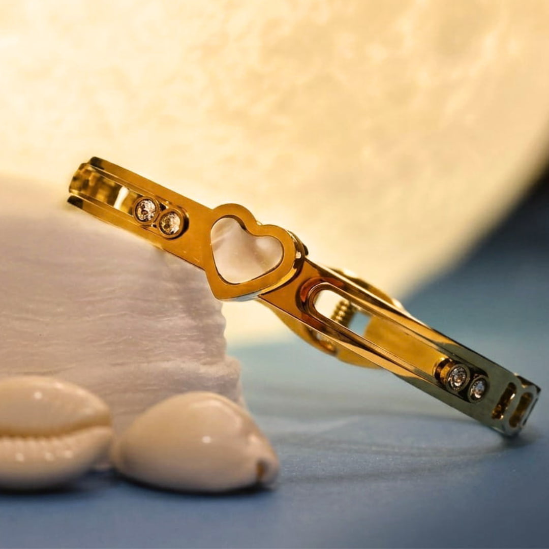 Lumi Heart Bangle