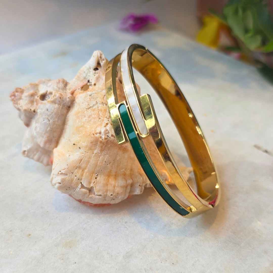 Vela Bracelet (Small Size)