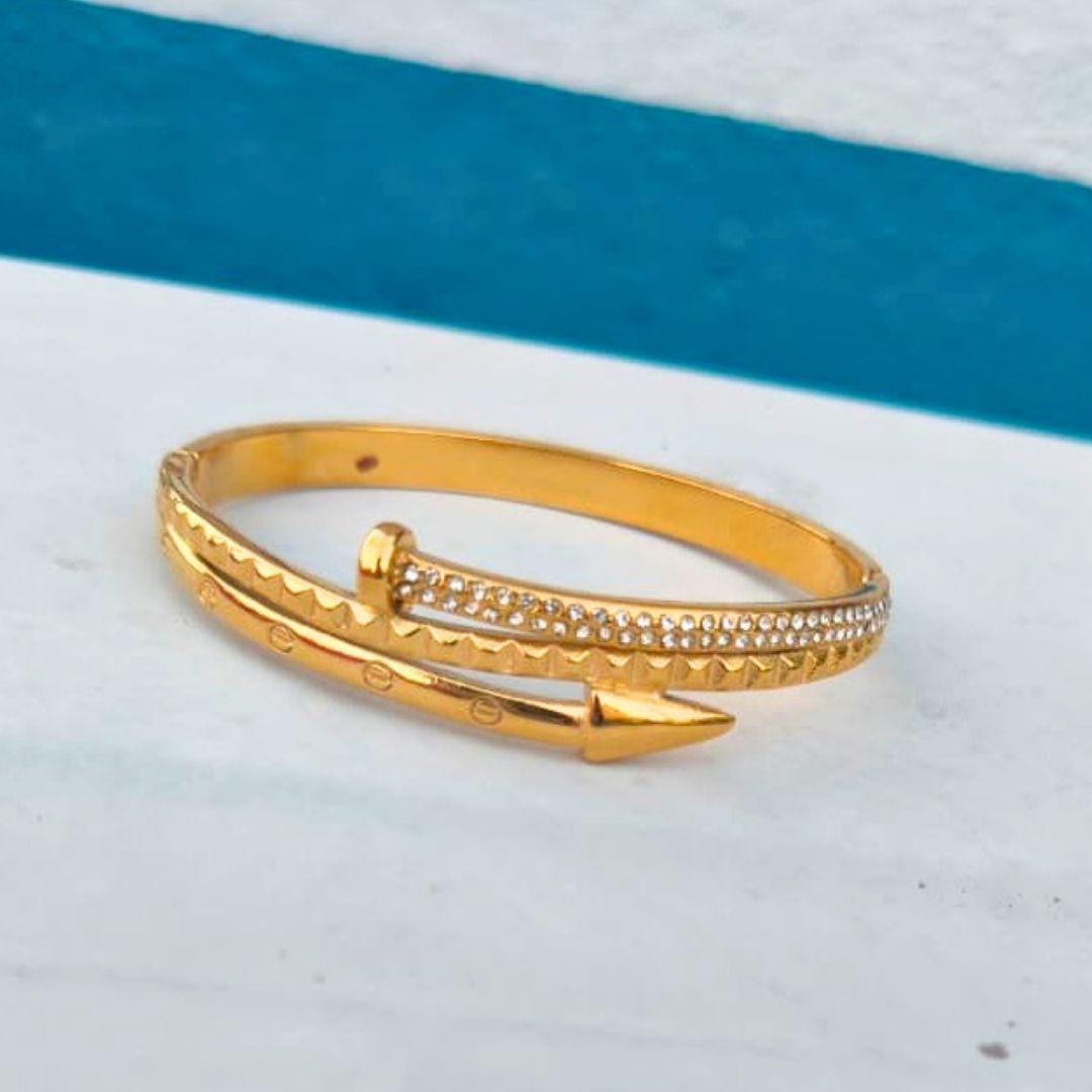 Nail Bracelet (Regular Size)